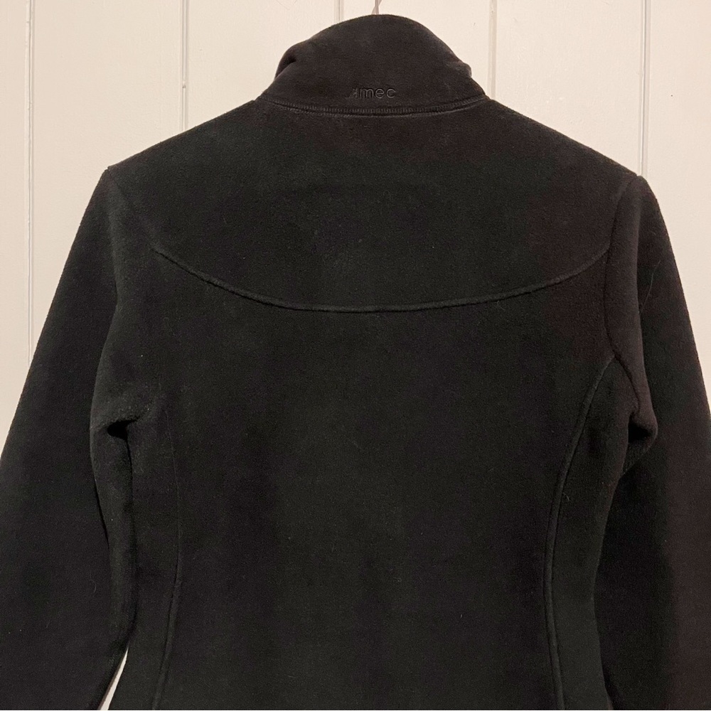 MEC Black Zip Up Polartec Fleece Jacket. Size Medium. - Picture 10 of 12
